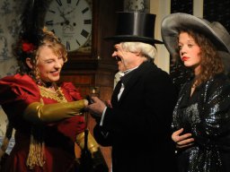 Lady Windermere´s Fächer (2013)