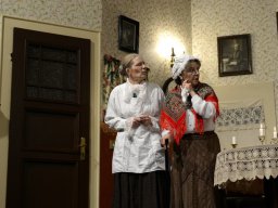 Arsen und Spitzenhäubchen (2014)