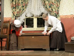 Arsen und Spitzenhäubchen (2014)