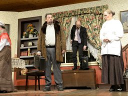 Arsen und Spitzenhäubchen (2014)