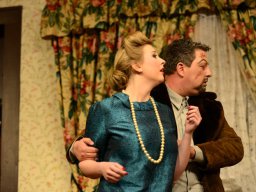 Arsen und Spitzenhäubchen (2014)