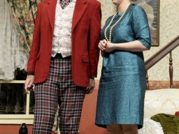 Arsen und Spitzenhäubchen (2014)