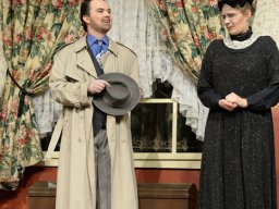 Arsen und Spitzenhäubchen (2014)