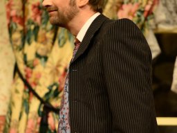 Arsen und Spitzenhäubchen (2014)