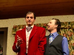 Arsen und Spitzenhäubchen (2014)