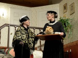 Arsen und Spitzenhäubchen (2014)
