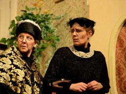Arsen und Spitzenhäubchen (2014)