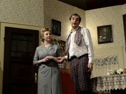 Arsen und Spitzenhäubchen (2014)
