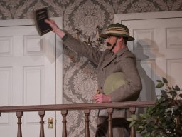 Arsen und Spitzenhäubchen (2025)