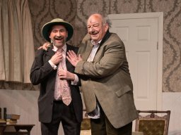 Arsen und Spitzenhäubchen (2025)