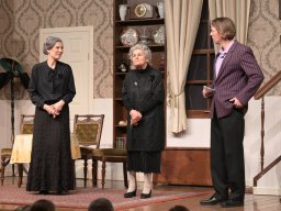 Arsen und Spitzenhäubchen (2025)