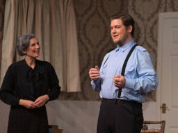 Arsen und Spitzenhäubchen (2025)