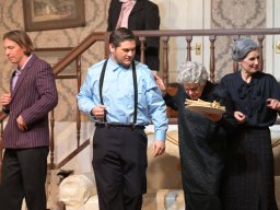 Arsen und Spitzenhäubchen (2025)