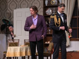 Arsen und Spitzenhäubchen (2025)