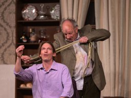 Arsen und Spitzenhäubchen (2025)