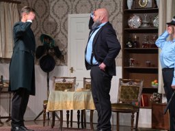 Arsen und Spitzenhäubchen (2025)